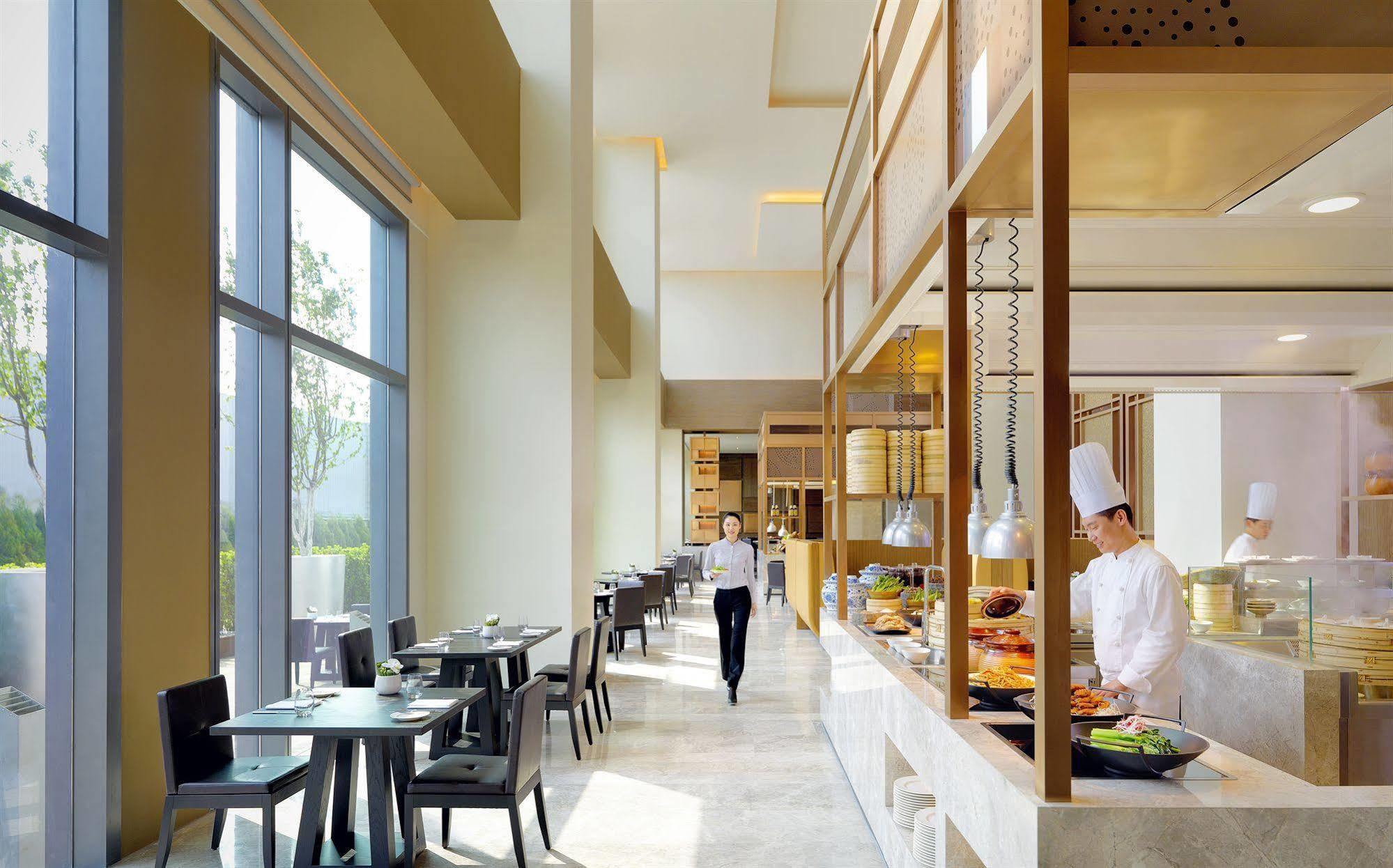 מלון Hyatt Regency Tianjin East מראה חיצוני תמונה